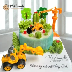 Bánh rau câu sinh nhật hình công trường xe cẩu cho bé trai tại Biên Hòa
