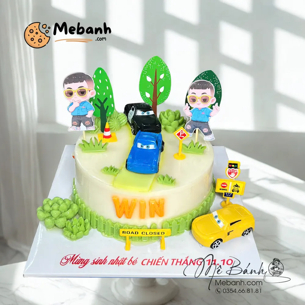 Bánh rau câu sinh nhật chủ đề xe hơi bé trai